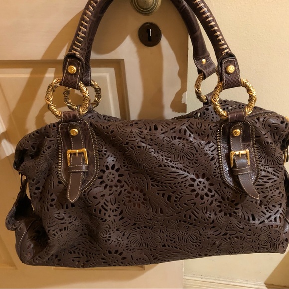 SUPREME SOPHISTICATION - Picture 2 of 7